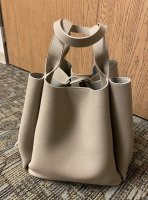 HELP ME DECIDE on a Polene Bag 😩 Polene Numero Un Nano in Green vs Polene  Tonca in Taupe : r/handbags