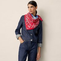 kaleidoscope-scarf-90--593713SU02-worn-7-0-0-1700-1700-q99_b.jpeg