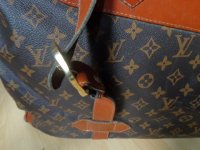 9f164f2606018a0f7c82b94772acc933-louis-vuitton-1970s-utazotaska-nagy.jpeg