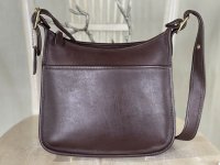 avalucille5 fake coach J4K-9966 pocket side.jpeg