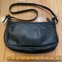 ne.vtg.finds fake coach K3H-9071 front.jpg
