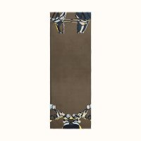 rectangle-hermes-drive-me-crazy--693843T 05-flat-3-300-0-1200-1200-q99_b.jpeg