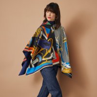 cape-patchwork-de-soie--788883S 01-worn-1-0-0-1700-1700-q99_b.jpeg