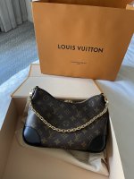 Louis Vuitton BOULOGNE — How LV *Finally* Fixed This Vintage Style! Full  Review 