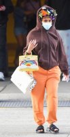 cardi-b-rocks-floral-headband-at-jfk-01.jpg cardi-b-rocks-floral-headband-at-jfk-01.jpg