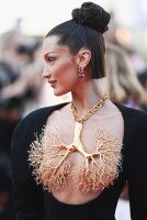 Bella+Hadid+Tre+Piani+Three+Floors+Red+Carpet+eaBvvZ1oChpx.jpg