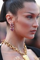 Bella+Hadid+Tre+Piani+Three+Floors+Red+Carpet+DyFeGPfVmKIx.jpg