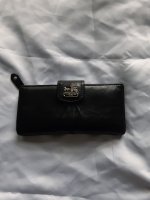 Coach black leather wallet V.jpg