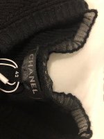 blk sleeveless knit neckline.jpg