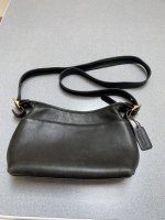 LegacySmallPocketZip_9136_Blk_Before_001.JPG