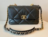 chanel 19.jpg