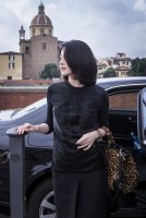 LYA_GucciShopper2.jpg