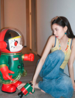 guccijeans.png