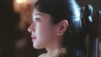 kdrama-earrings-seo-ye-ji.jpg