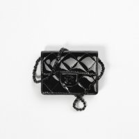 Chanel-Black-Patent-Calfskin-Classic-Flap-Card-Holder-With-Chain.jpg