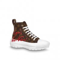 louis-vuitton-limited-edition-lv-squad-sneaker-boot--AL6U6AMO33_PM2_Front view.jpg
