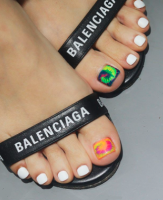 unistella toes2.png