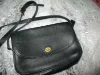 designerszone329 fake coach 22096-08 front.jpeg