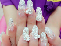 luxury japanese nail art.png