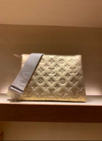 LV fall winter 2021-2022 Coussin PM.png