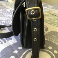 darlene902 poshmark fake coach J8P-9061 side.jpeg