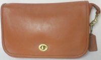 mel060604 fake coach K4I-9755 front.jpg