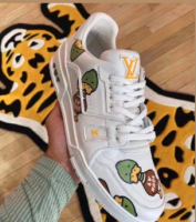 sneakers.png