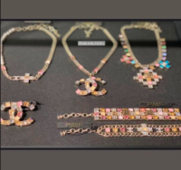 21K runway jewelry 3.png