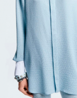 P71652 V63138 NF319 light blue button up tunic.png