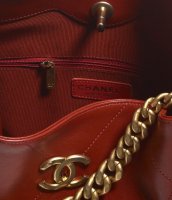 hobo-handbag-brown-calfskin-gold-tone-metal-calfskin-gold-tone-metal-packshot-artistique-vue3-...jpg