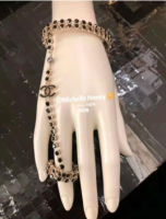 bracelet ring black version.png