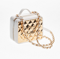 white vanity case.png