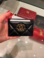 chanel 19 flat card holder.png