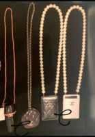 card holder necklace.png