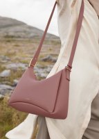 CAMERA_BAG_BLUSH_1022000x2800px_1000x1400.jpg