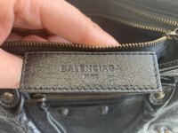 balenciaga3.JPG