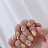 winter pastel nails.jpg