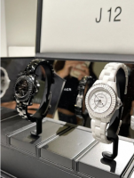 Chanel J12 small clock face.png