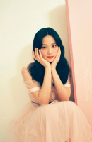 jisoo miumiu.png