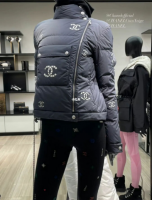 mannequin display 3.png