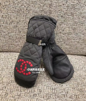 glove 2.png