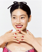 jung hoyeon5.png