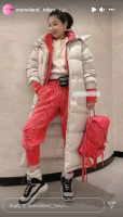 dressing room try-on 3.png