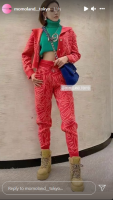 dressing room try-on 4.png