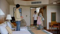 23-its-okay-thats-love-episode-8-review-jo-in-sung-korean-drama-fashion.jpg