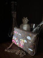 DoublePouchette.jpg