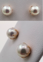 pearlearrings.png