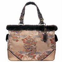 3592_KIMONO MINK GALLERY TOTE-d1-lg.jpg