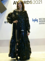 雎晓雯.png