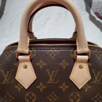 Excited for the DE Speedy 20 coming this month! Even though it has a guitar  strap 🤷🏼‍♀️ I wonder what colour the interior will be! : r/Louisvuitton